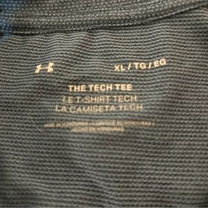 Under Armour tech tee  xl like new